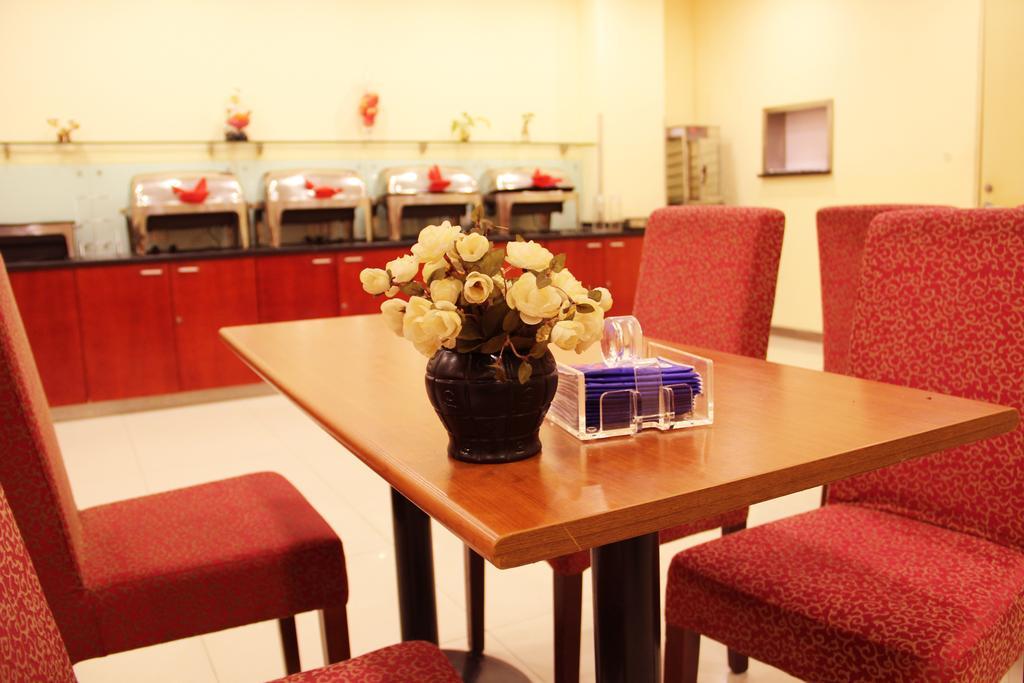Hanting Express Wuxi Hubin Road Уси Екстериор снимка